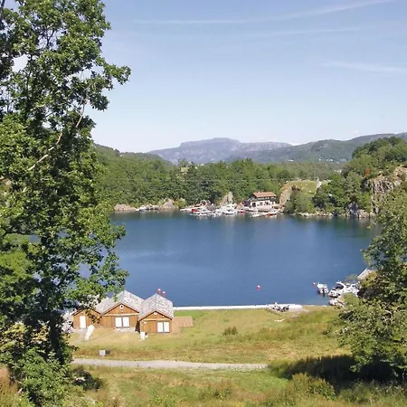 Feriehus 5 Bedroom Lovely In Hjelmeland