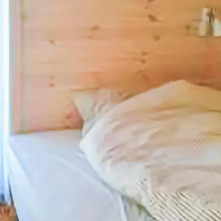 5 Bedroom Lovely In * Hjelmeland